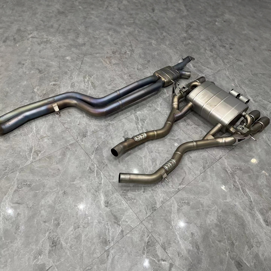 [Second-hand] BMW F80 M3. AK first generation Scorpio mid-tail exhaust 