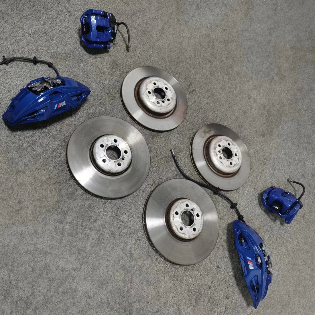 [Second-hand] BMW G30 540i, original MP high-performance brake kit with original handbrake motor, the disc skin is still very thick 