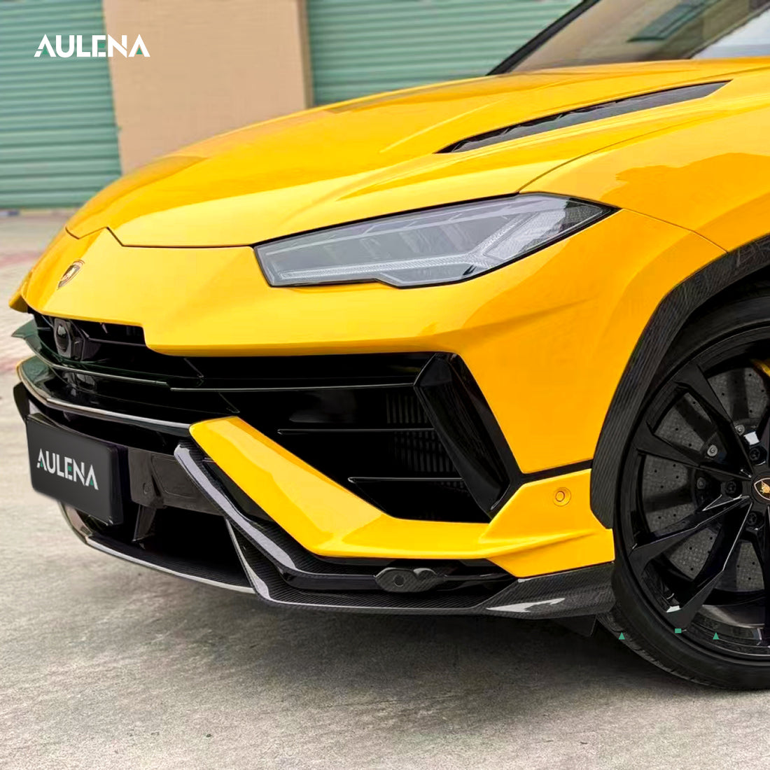 Lamborghini URUS OEM Style dry carbon performance body kit